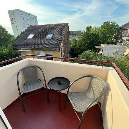 Hub 20 - Mit Balkon Hostal Karlsruhe