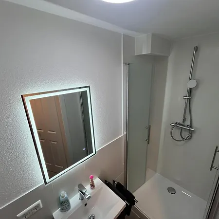 Hub 20 - Mit Balkon * Karlsruhe