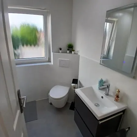 Hub 20 - Mit Balkon * Karlsruhe